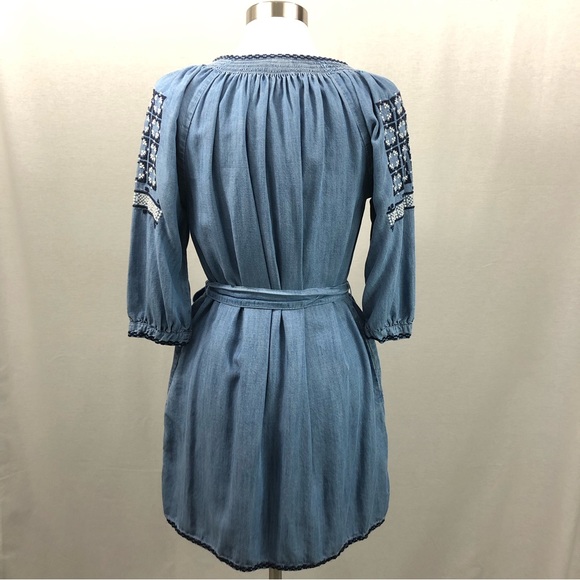 GAP Denim-like Tie Waist Embroidered Dress Size XS Petite - Picture 4 of 8